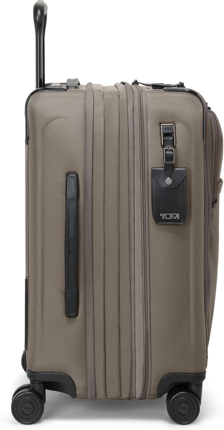 imageTUMI Belden Jewelry Case Womens Premium Leather Travel Organizer For Earrings Rings Bracelets ThymeTHYME